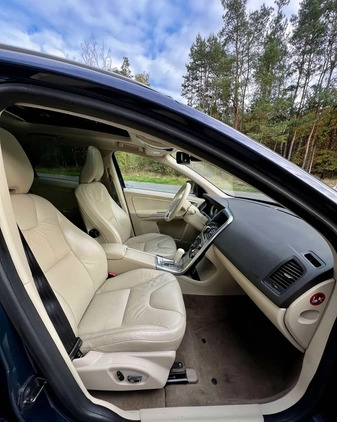 Volvo XC 60 cena 52500 przebieg: 233000, rok produkcji 2012 z Kępno małe 781